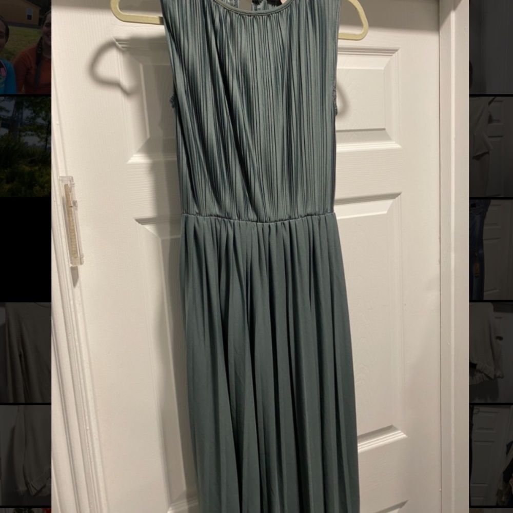 Blue knee length pleated dress H&M